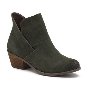 G.H. Bass & Co. Zara Bootie 8.5 Olive NWOT